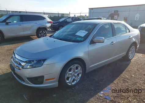 2010 Ford Fusion Se z USA, uszkodzony, nr VIN 3FAHP0HG5AR423809
